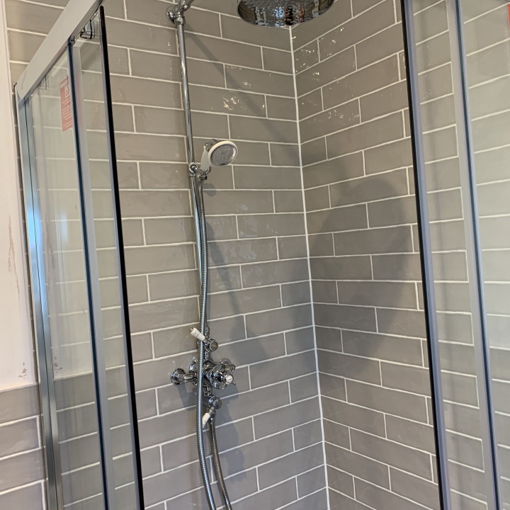 Main Bathroom: Tavistock Deluge shower on brickbond tiling.